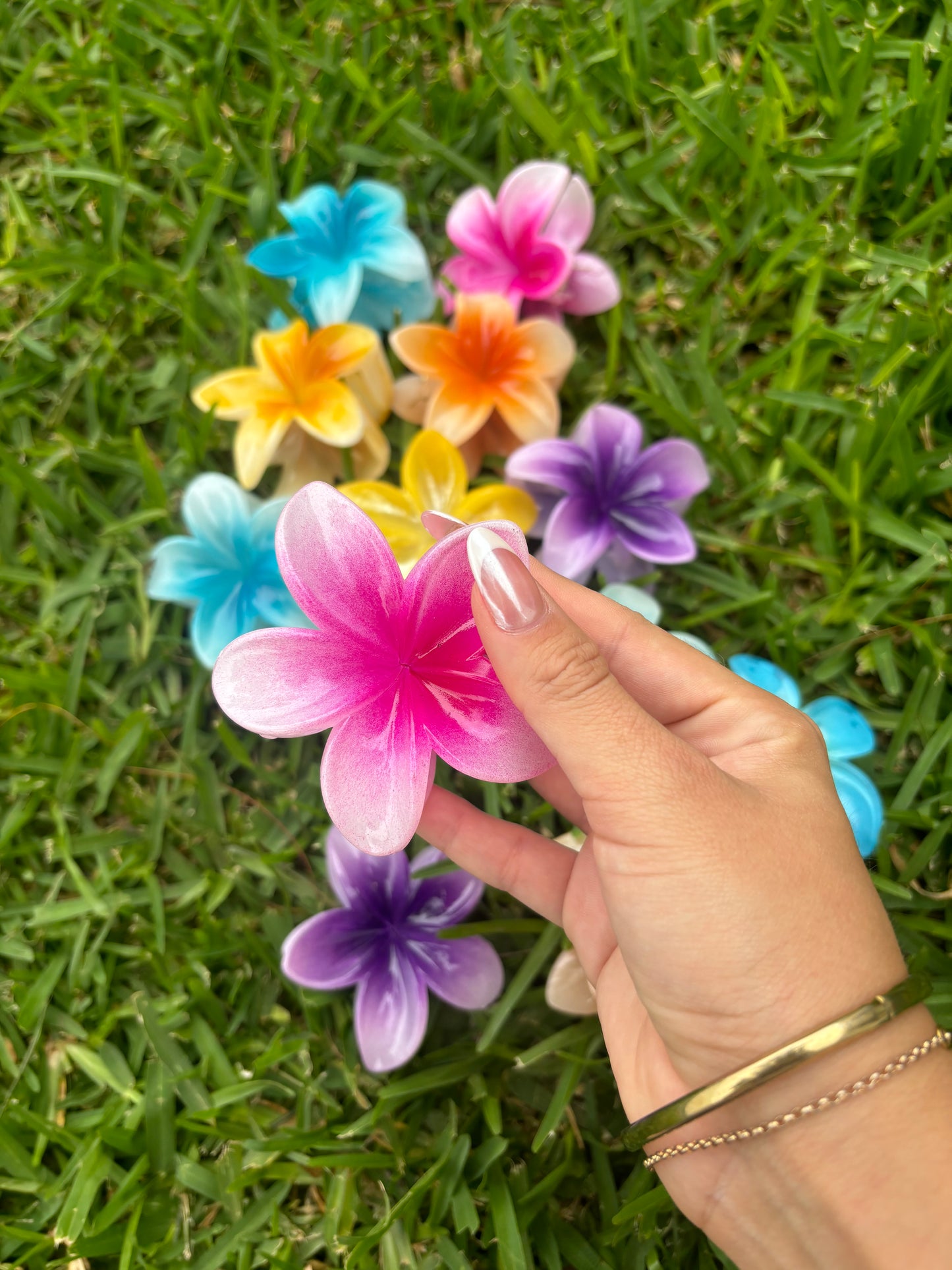 Flower clips